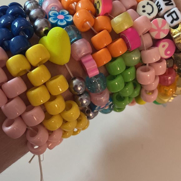 Gift package great for ages 11-15! - Picture 2 of 11